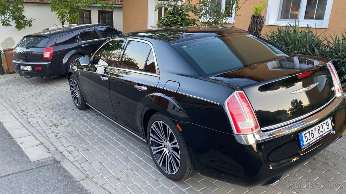 2012 Chrysler 300C - 2