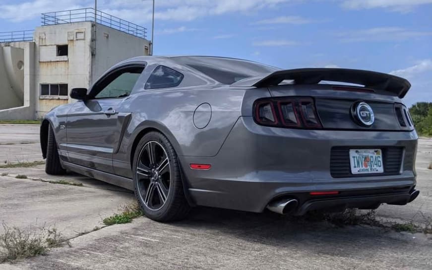 Ford MUSTANG - 2