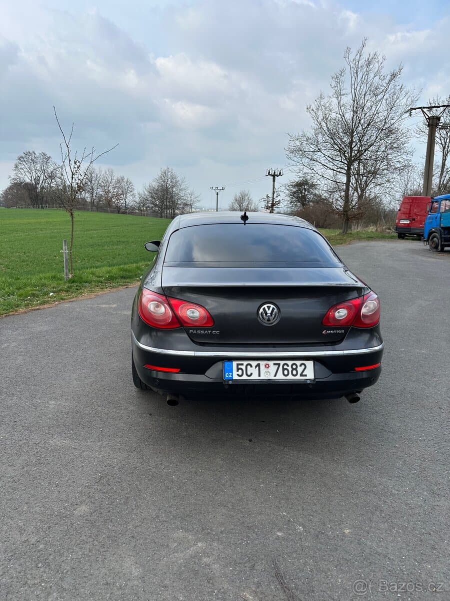 2010 Volkswagen PASSAT CC - 2
