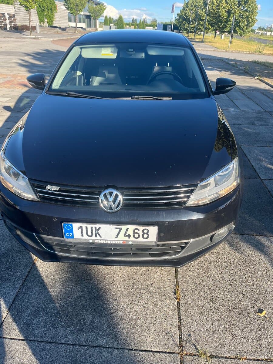 2011 Volkswagen JETTA - 2