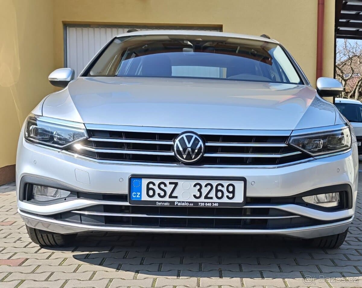 2021 Volkswagen PASSAT - 2