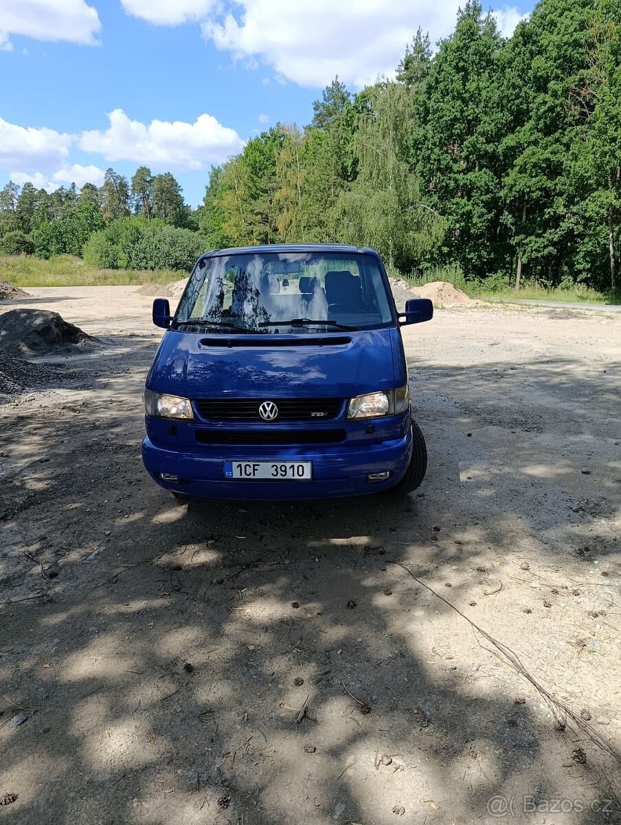 2001 Volkswagen MULTIVAN - 2