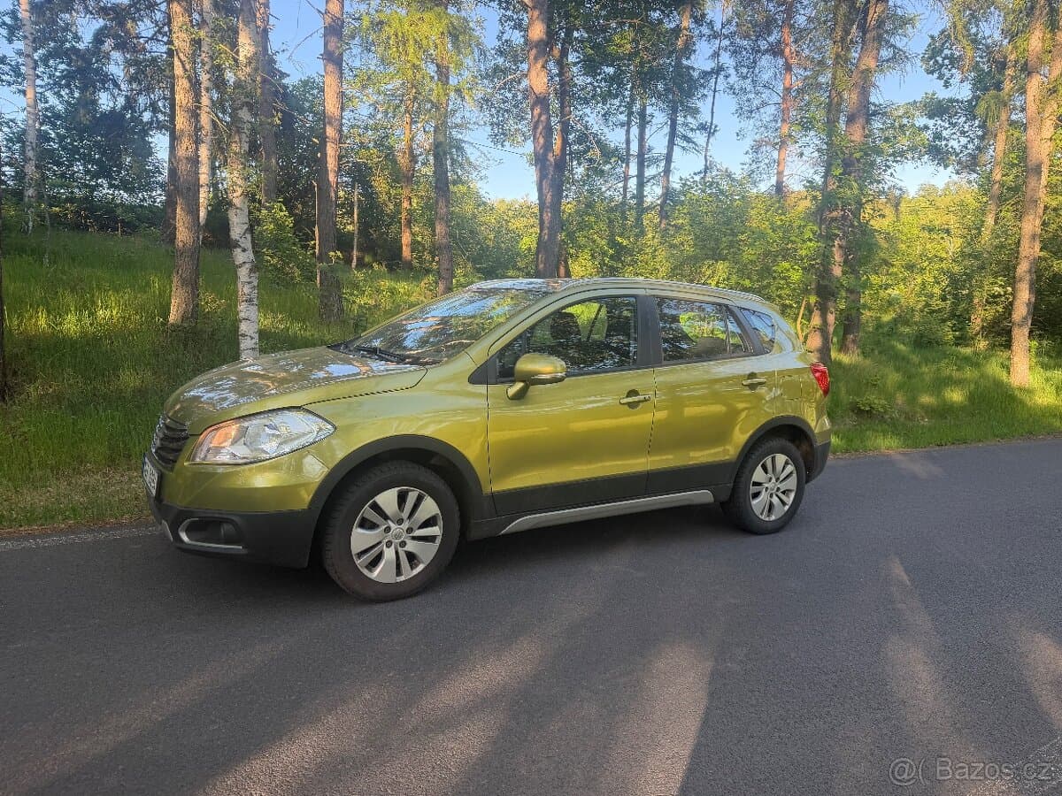 2015 Suzuki S-CROSS - 2