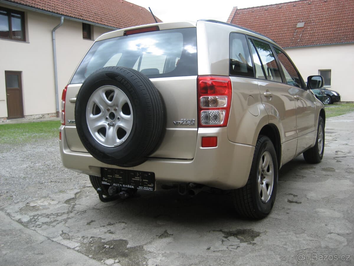 2009 Suzuki GRAND - 2