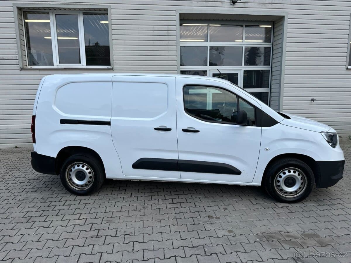 2022 Opel COMBO - 2