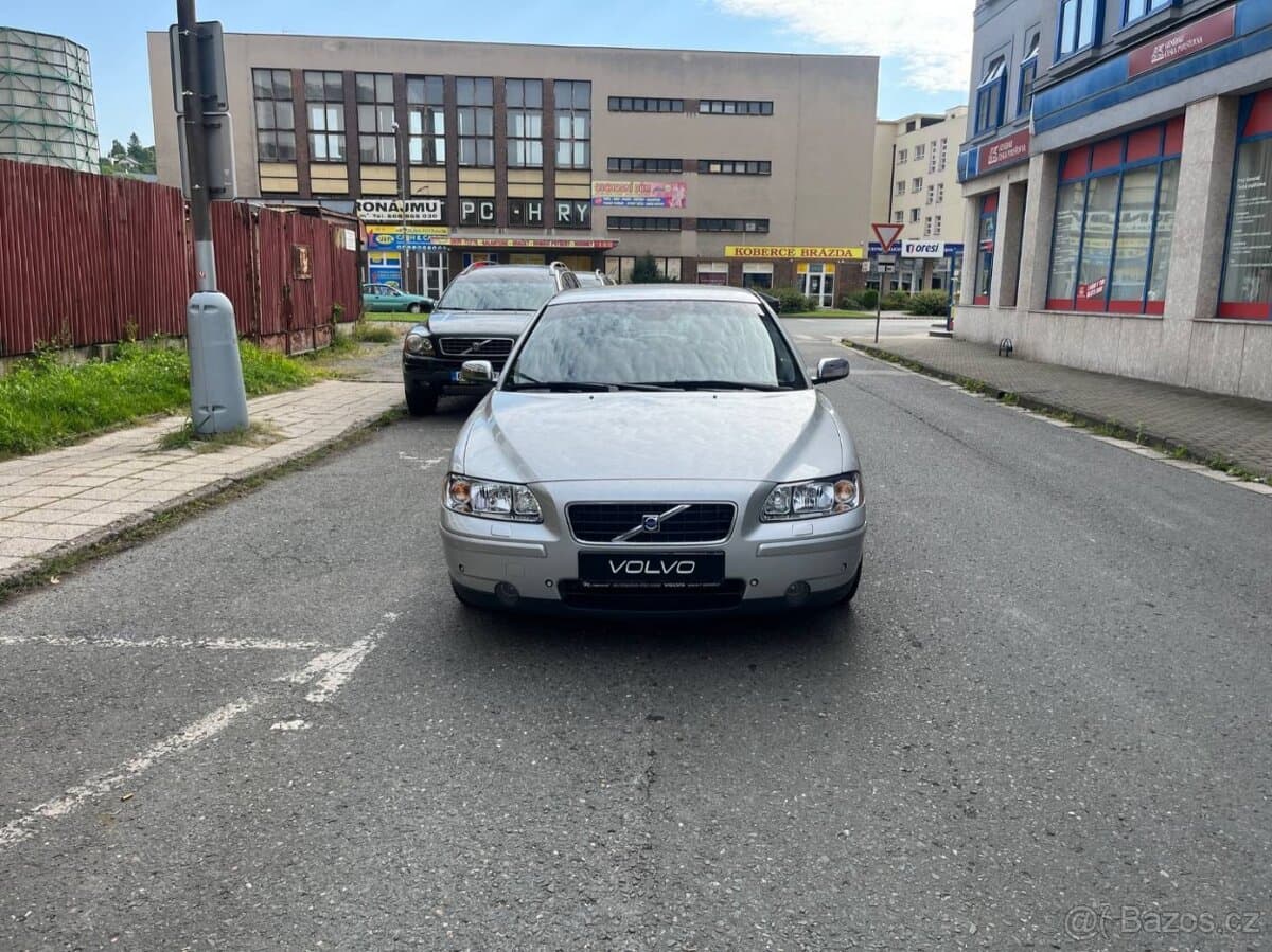 2005 Volvo S60 - 2