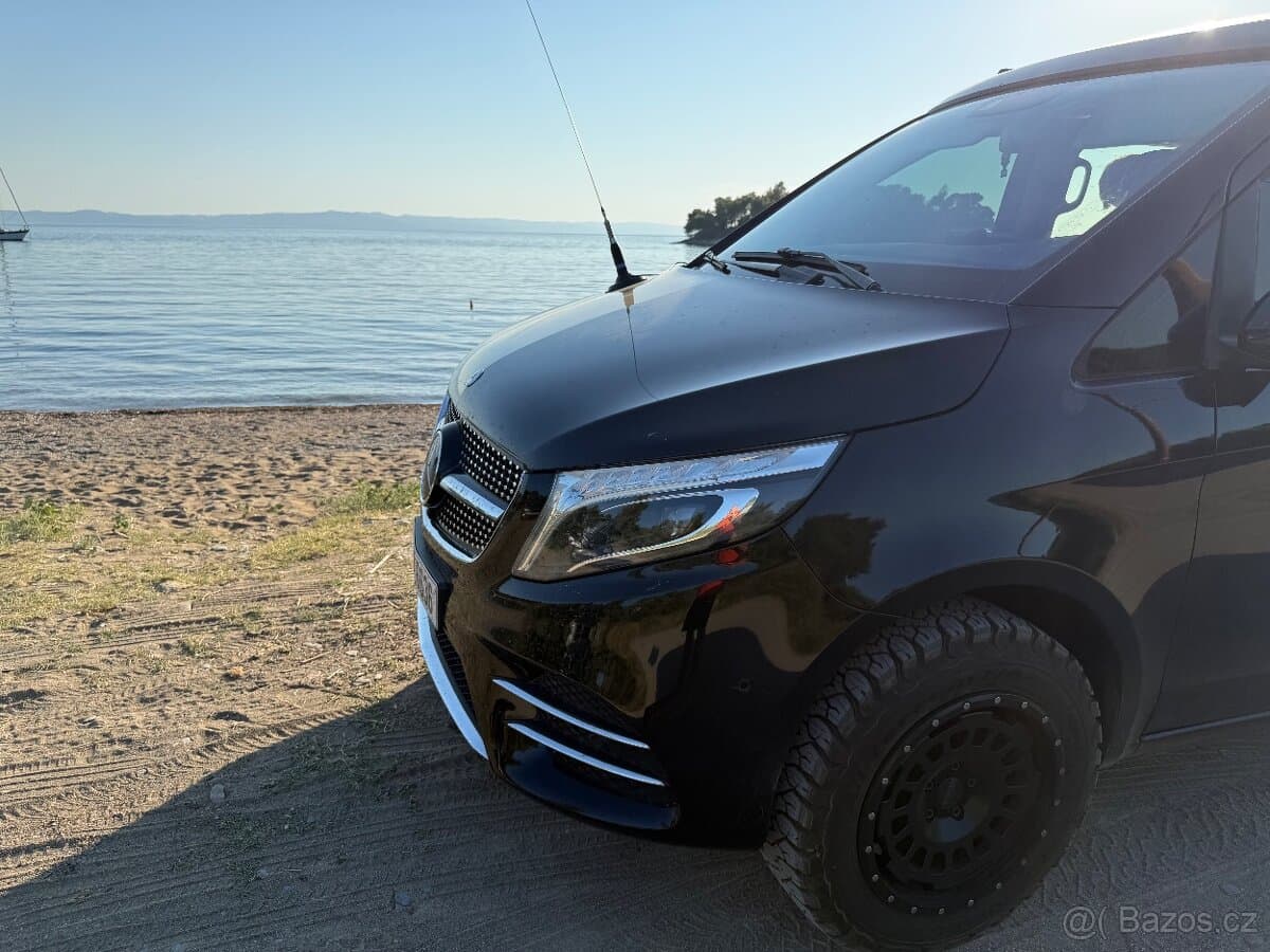 2017 Mercedes-Benz OSTATNÍ - 2
