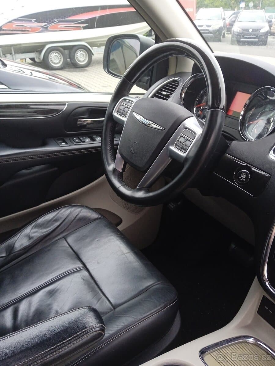 2013 Chrysler OSTATNÍ - 2
