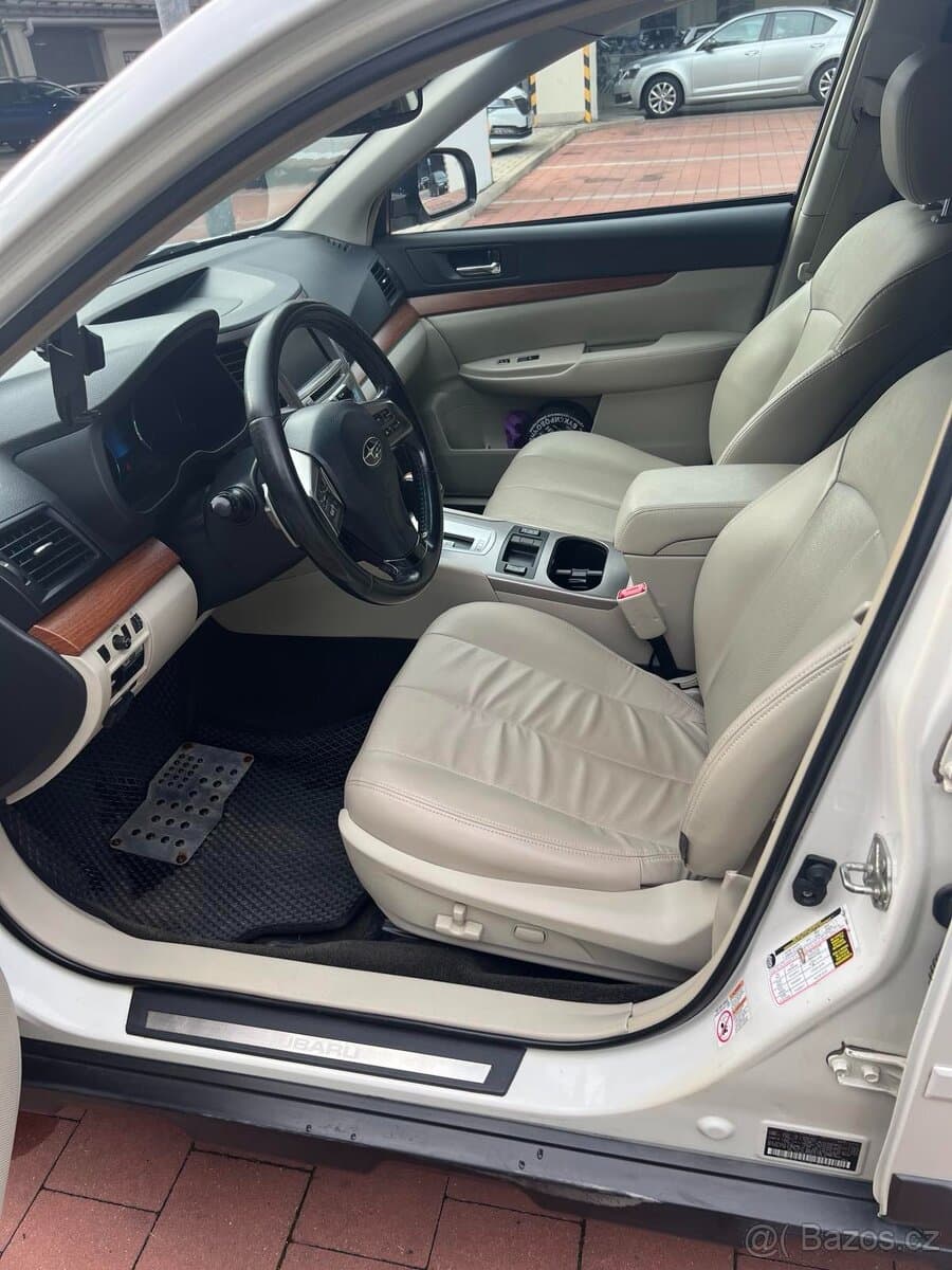 2012 Subaru OUTBACK - 2