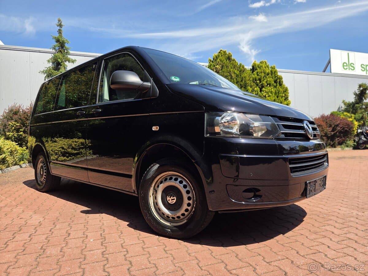 2012 Volkswagen MULTIVAN - 2