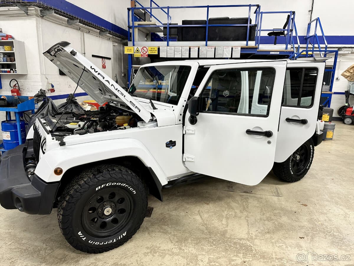 Jeep WRANGLER - 2