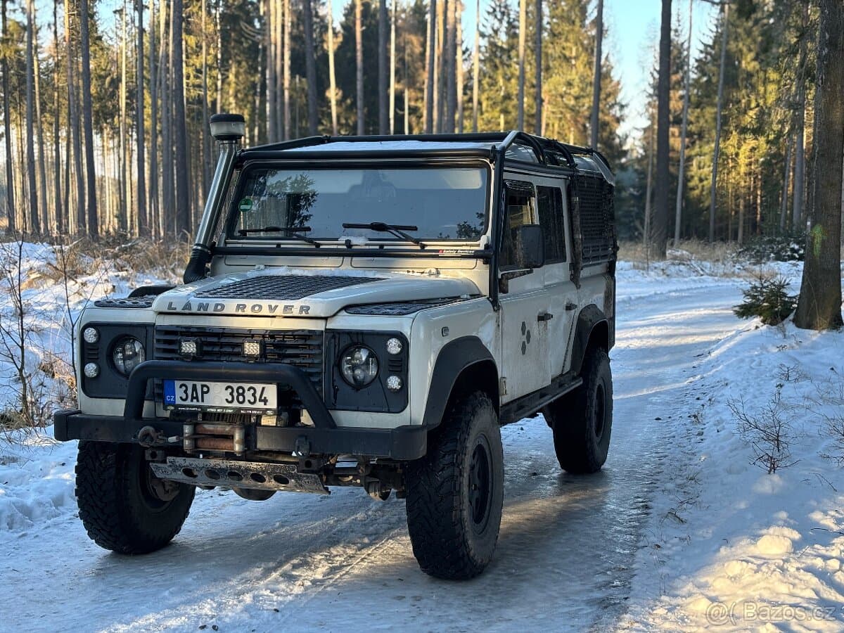 2006 Land Rover DEFENDER - 2