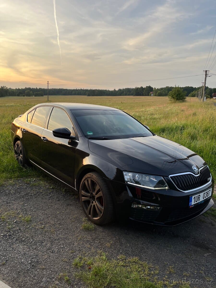 Škoda OCTAVIA - 2