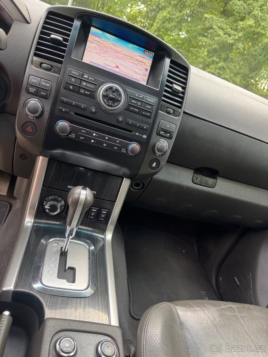 2011 Nissan PATHFINDER - 2