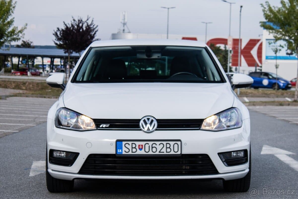 2015 Volkswagen GOLF - 2