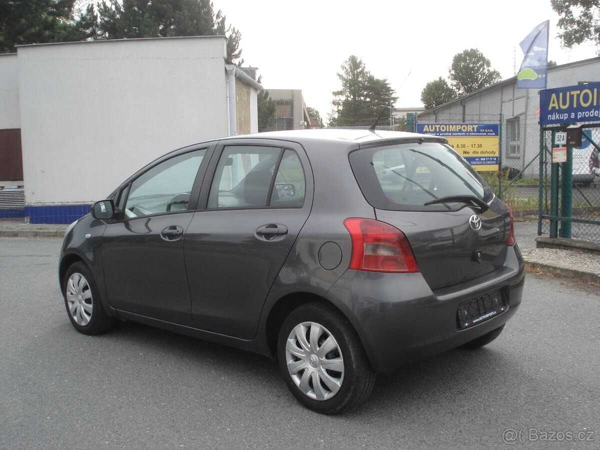 2008 Toyota YARIS - 2