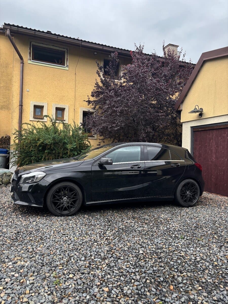 2016 Mercedes-Benz OSTATNÍ - 2