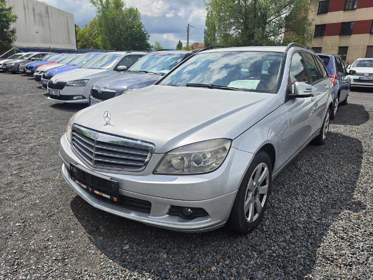 2010 Mercedes-Benz C-CLASS - 2