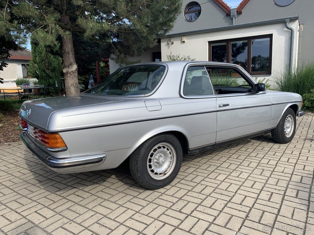 1984 Mercedes-Benz 190 - 2