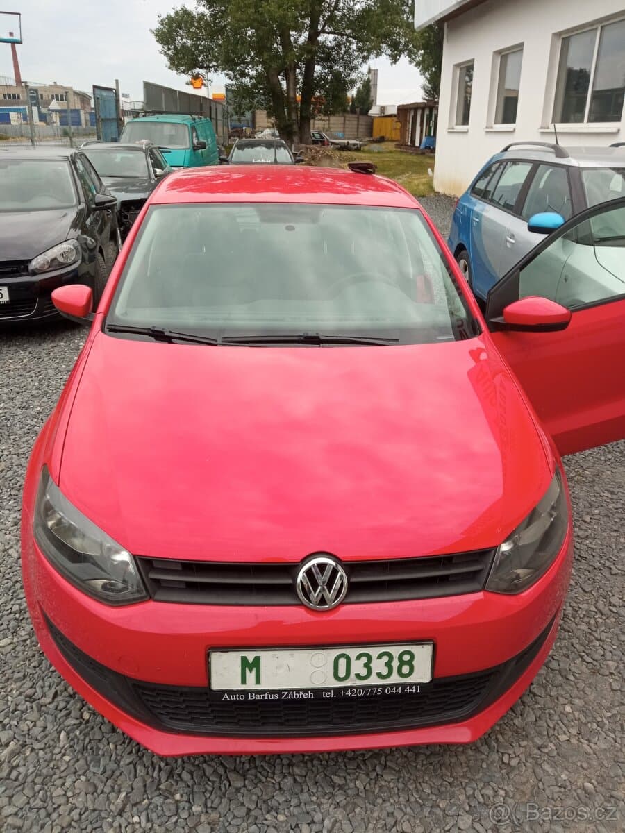2011 Volkswagen POLO - 2