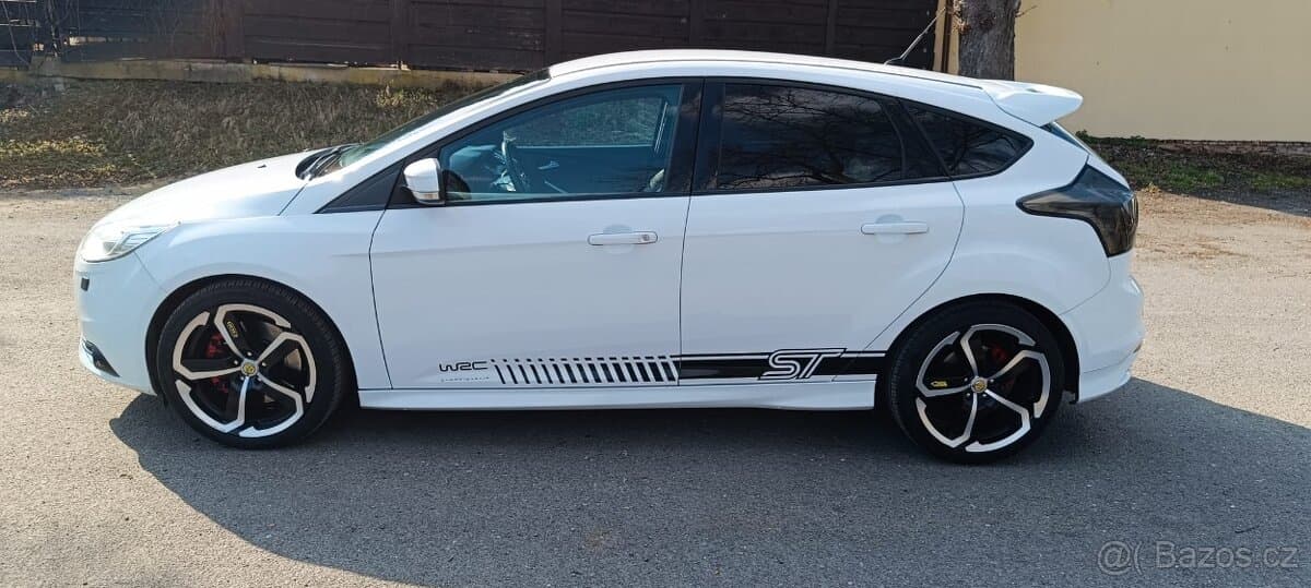 2012 Ford FOCUS - 2