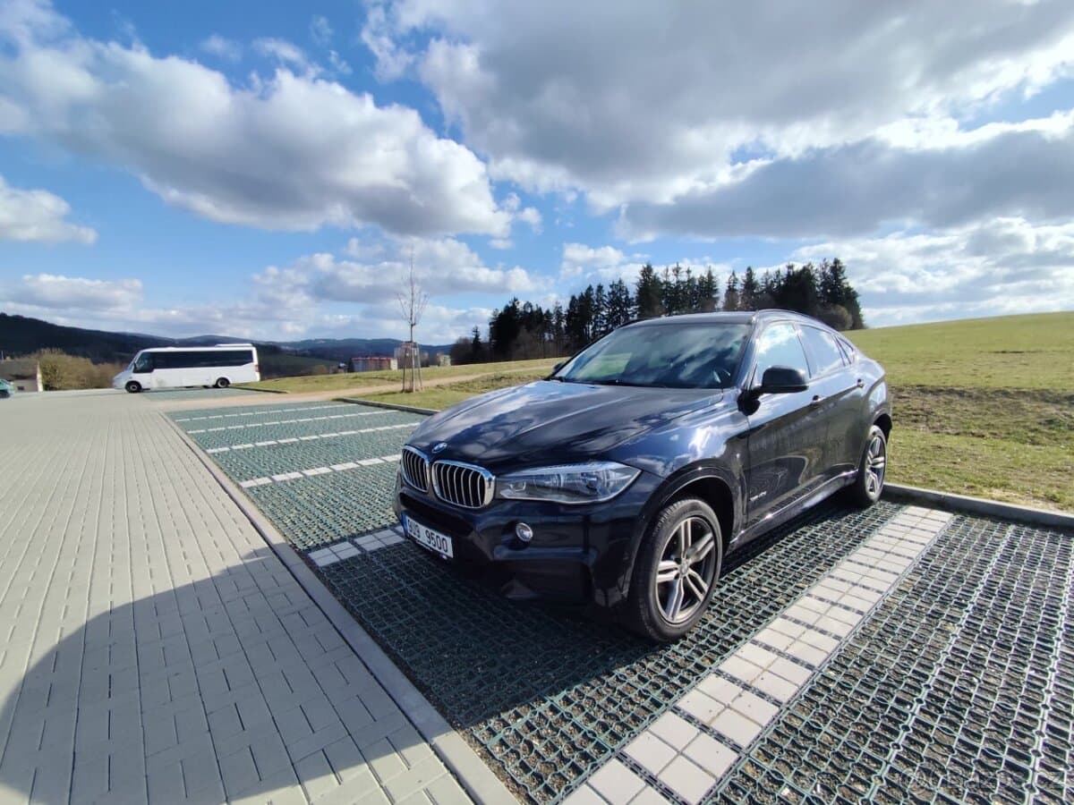 2019 BMW X6 - 2