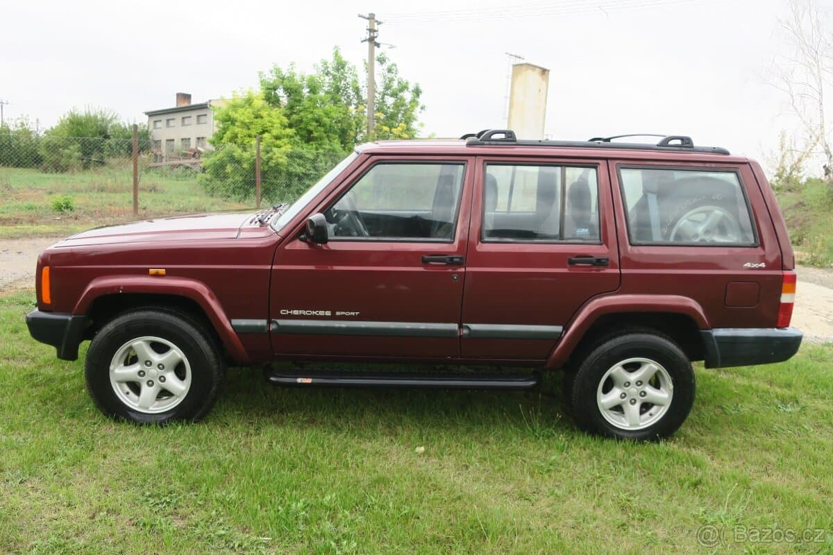 2001 Jeep CHEROKEE - 2