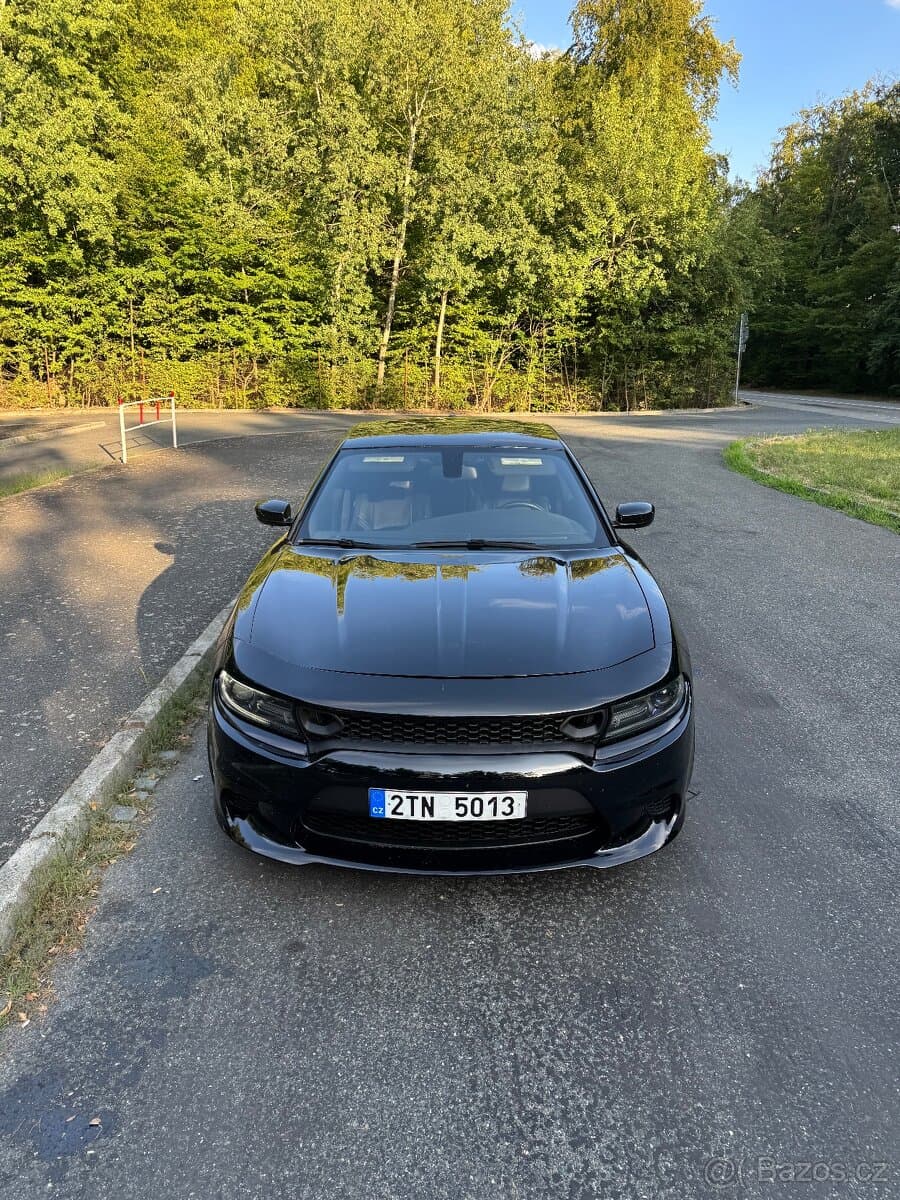 Dodge CHARGER - 2