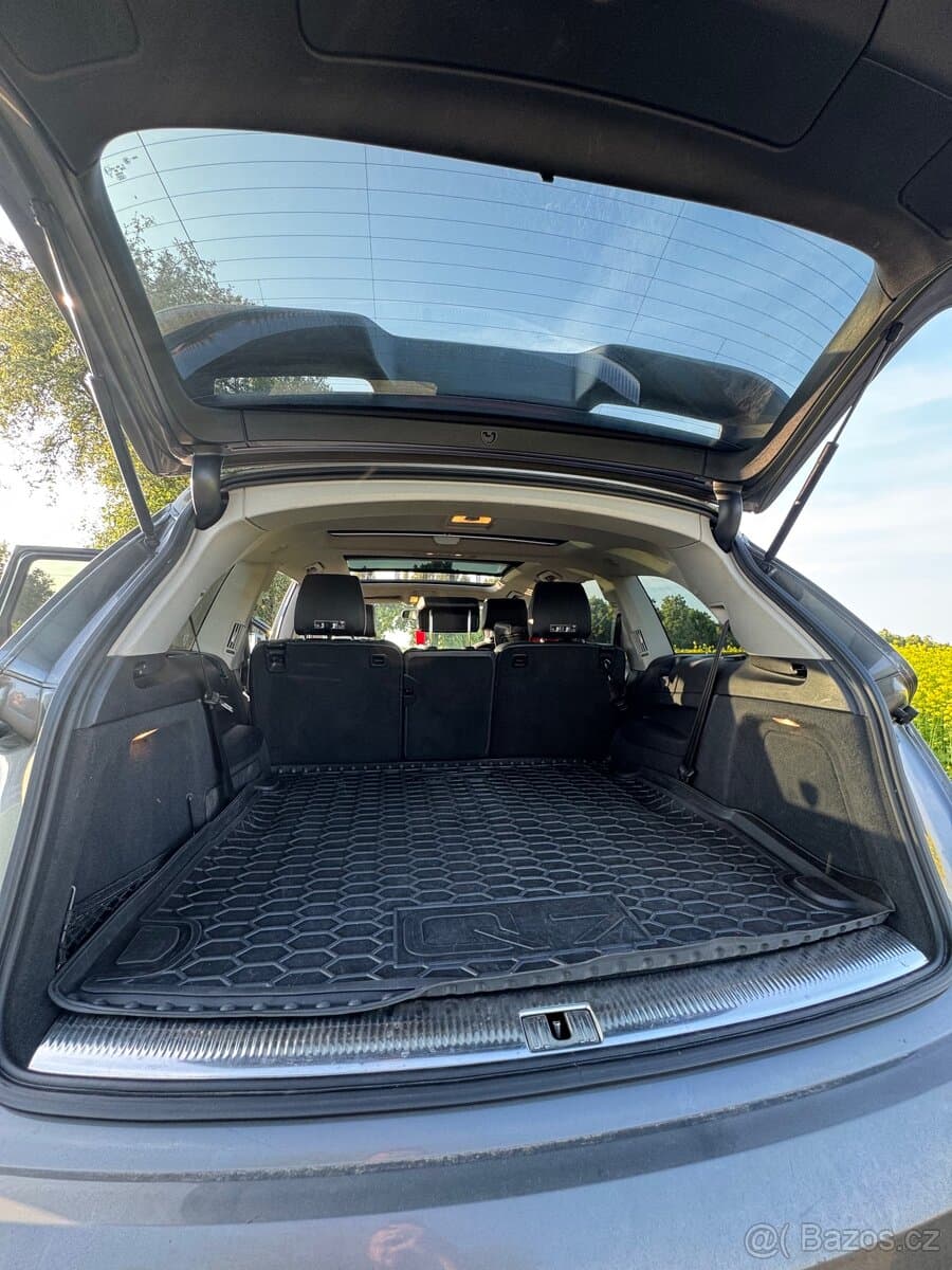 Audi Q7 - 2