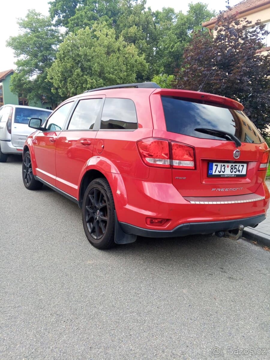 2015 Fiat FREEMONT - 2