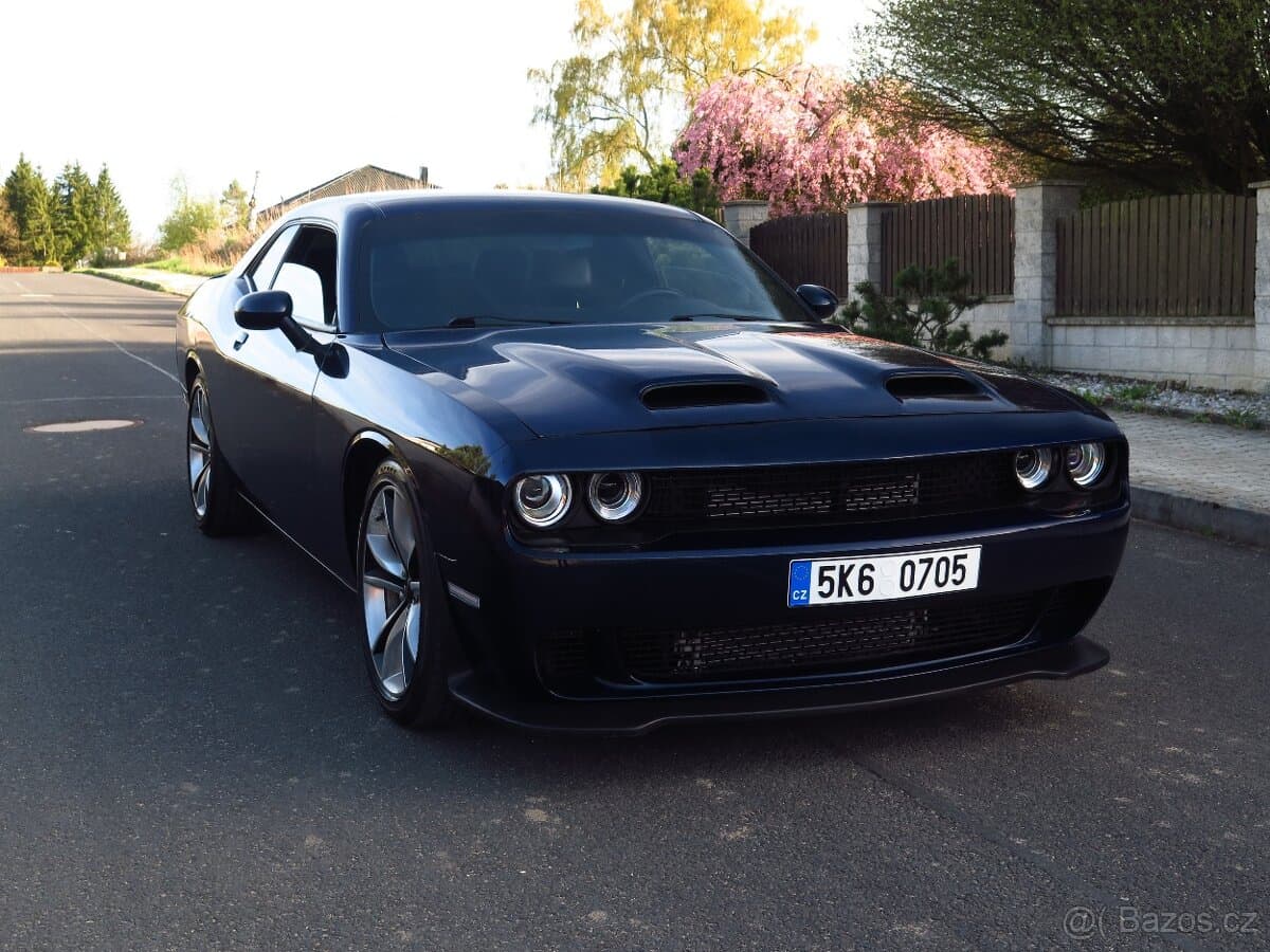 2016 Dodge CHALLENGER - 2