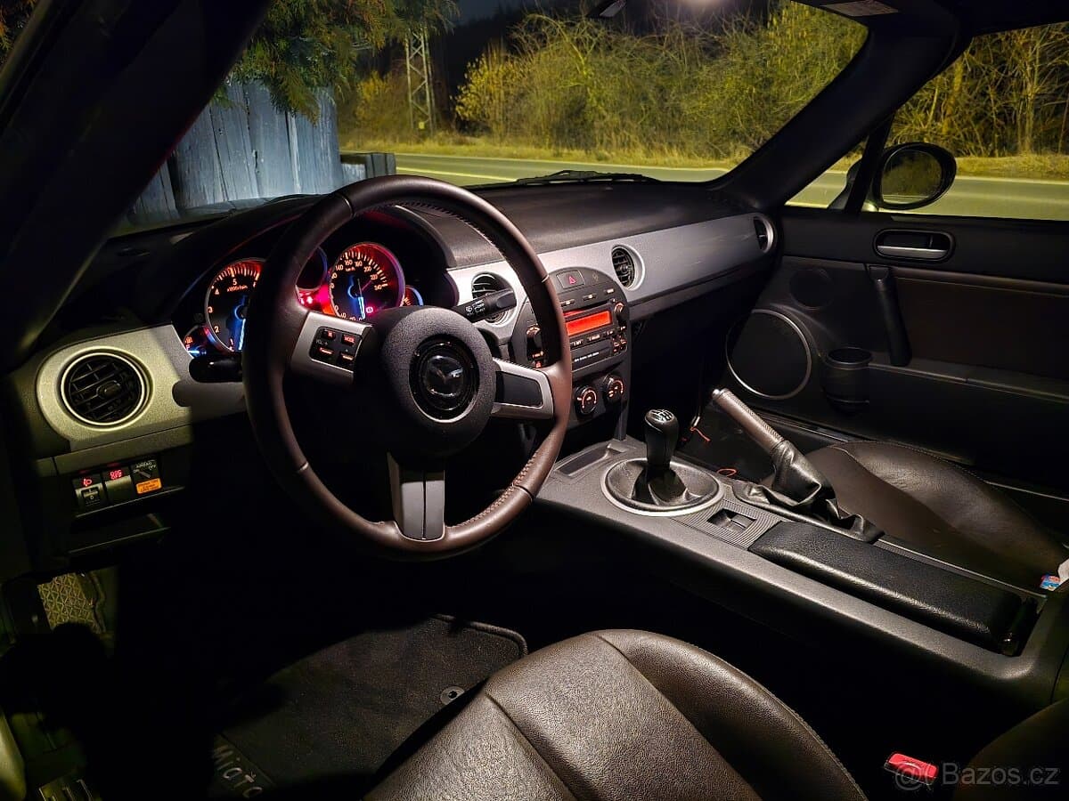 2006 Mazda MX-5 - 2