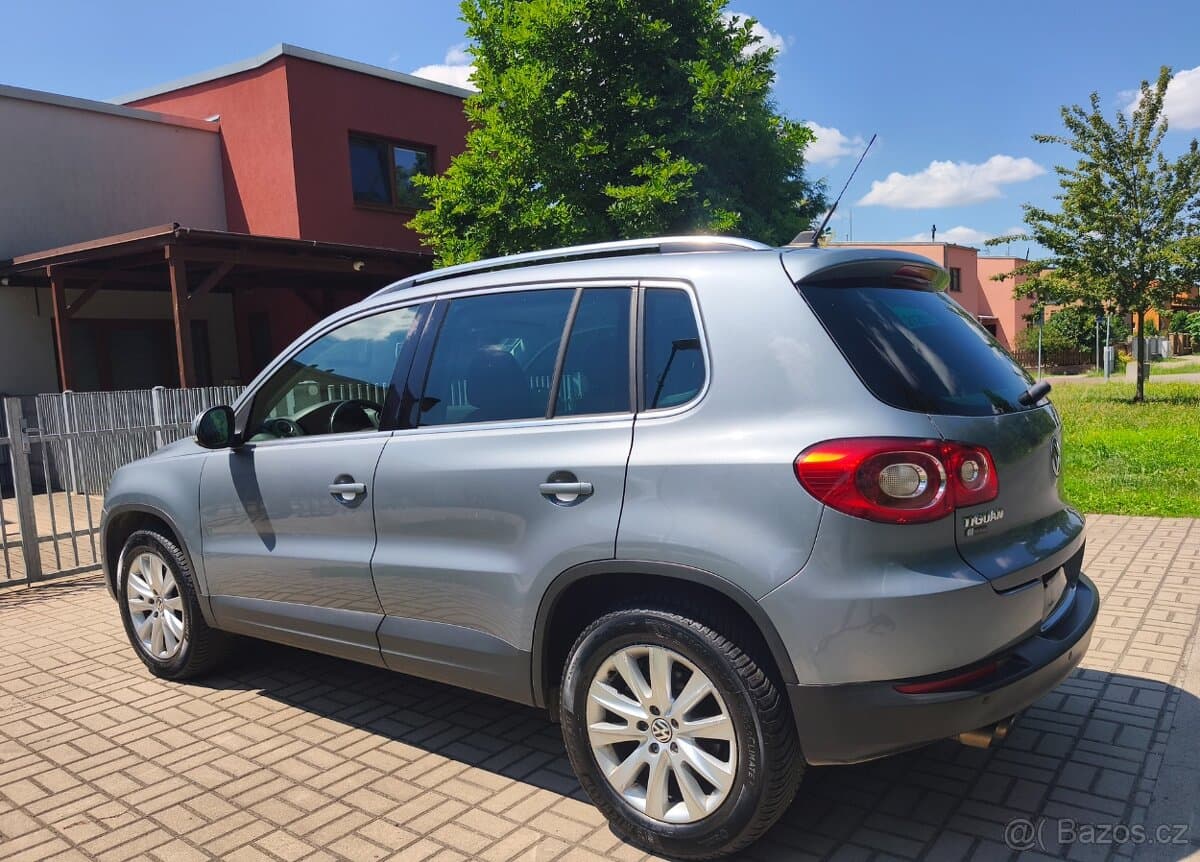 2009 Volkswagen TIGUAN - 2