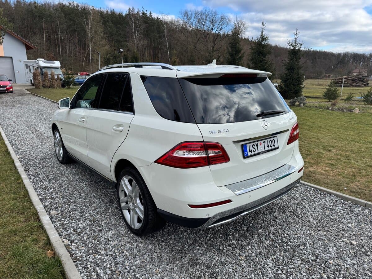 2012 Mercedes-Benz M-CLASS - 2