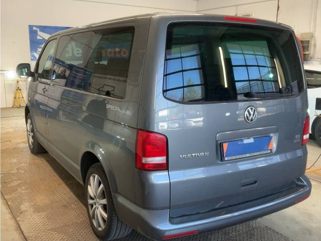 2014 Volkswagen MULTIVAN - 2