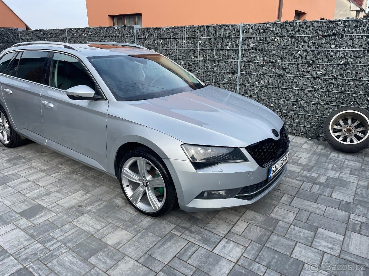 2016 Škoda SUPERB - 2