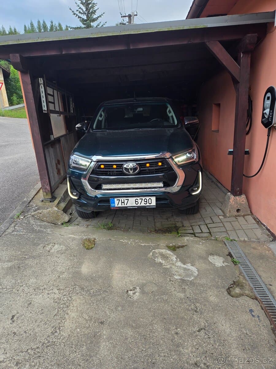 2021 Toyota HILUX - 2