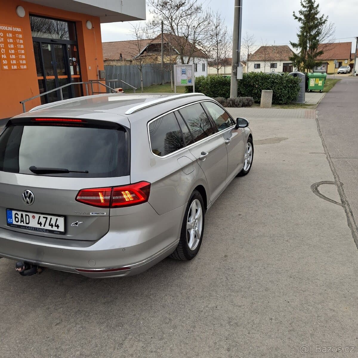 2017 Volkswagen PASSAT - 2