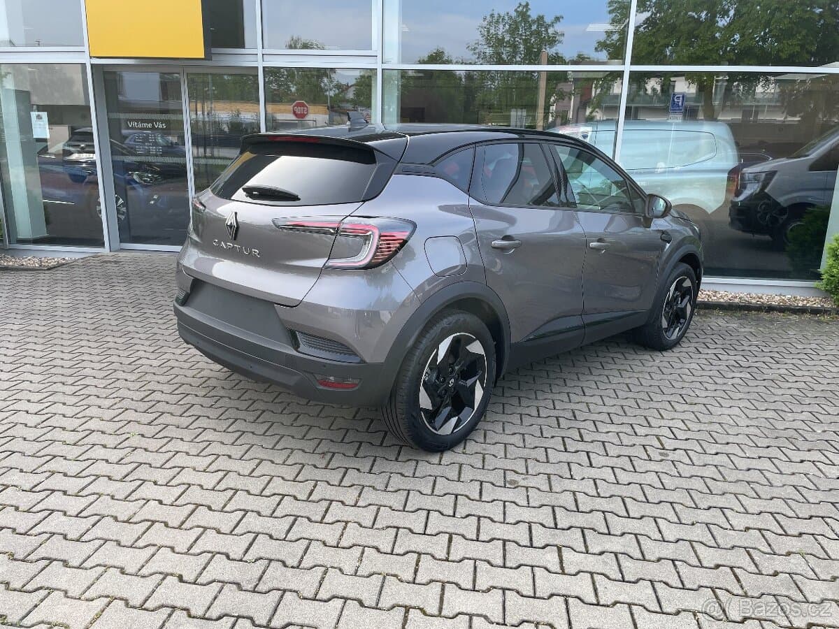 2025 Renault CAPTUR - 2
