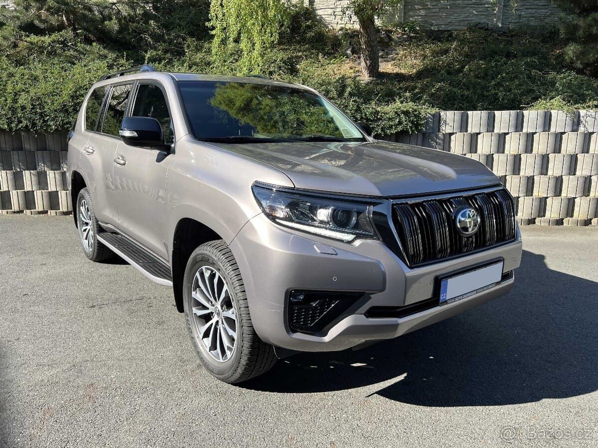 2020 Toyota LAND CRUISER - 2