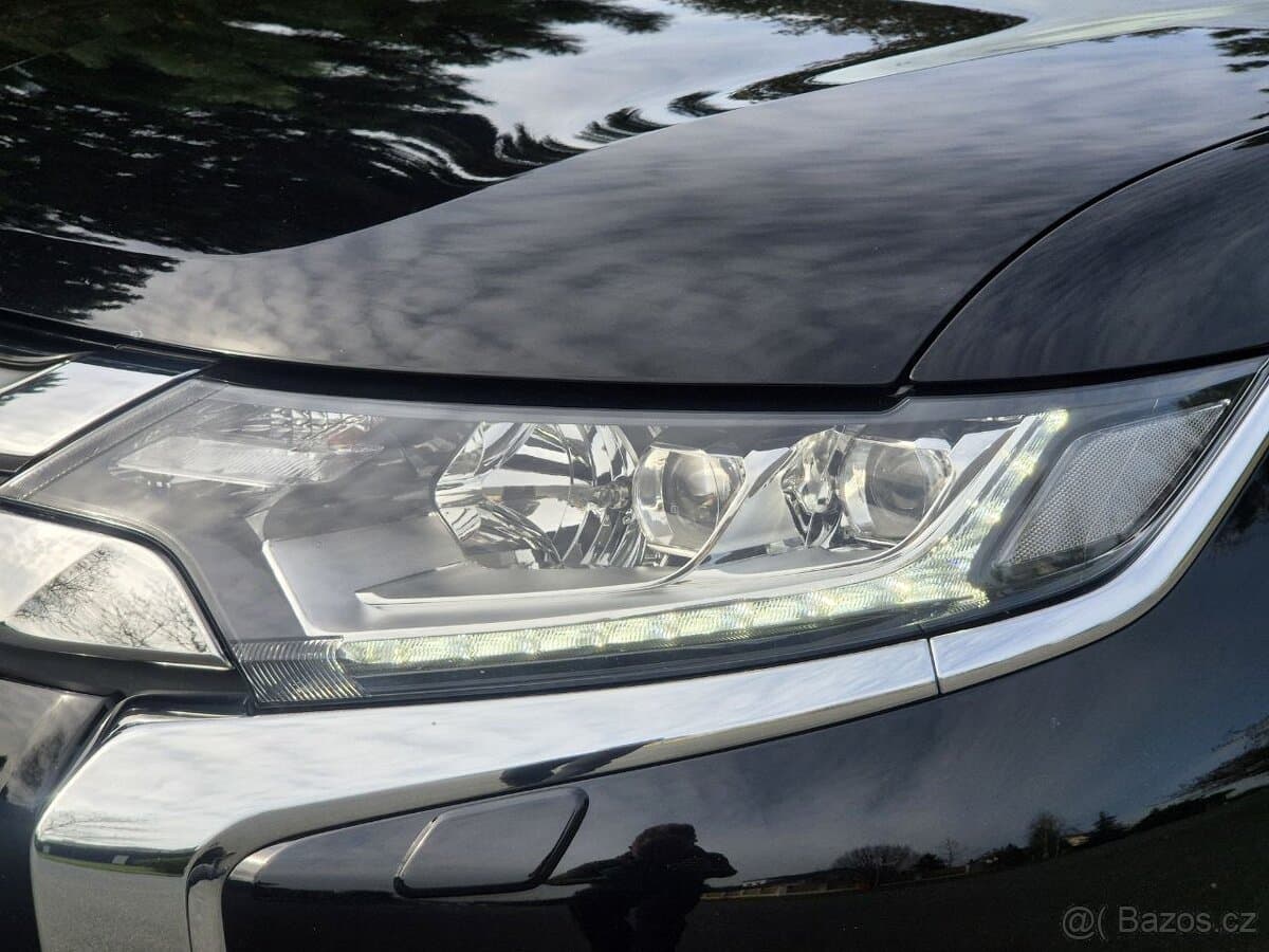 2016 Mitsubishi OUTLANDER - 2