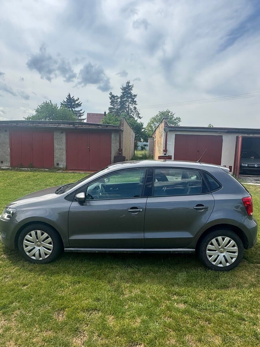2010 Volkswagen POLO - 2