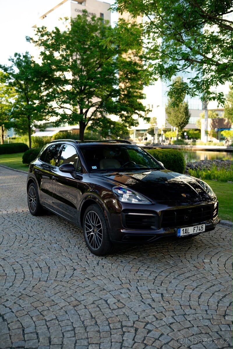 2018 Porsche CAYENNE - 2