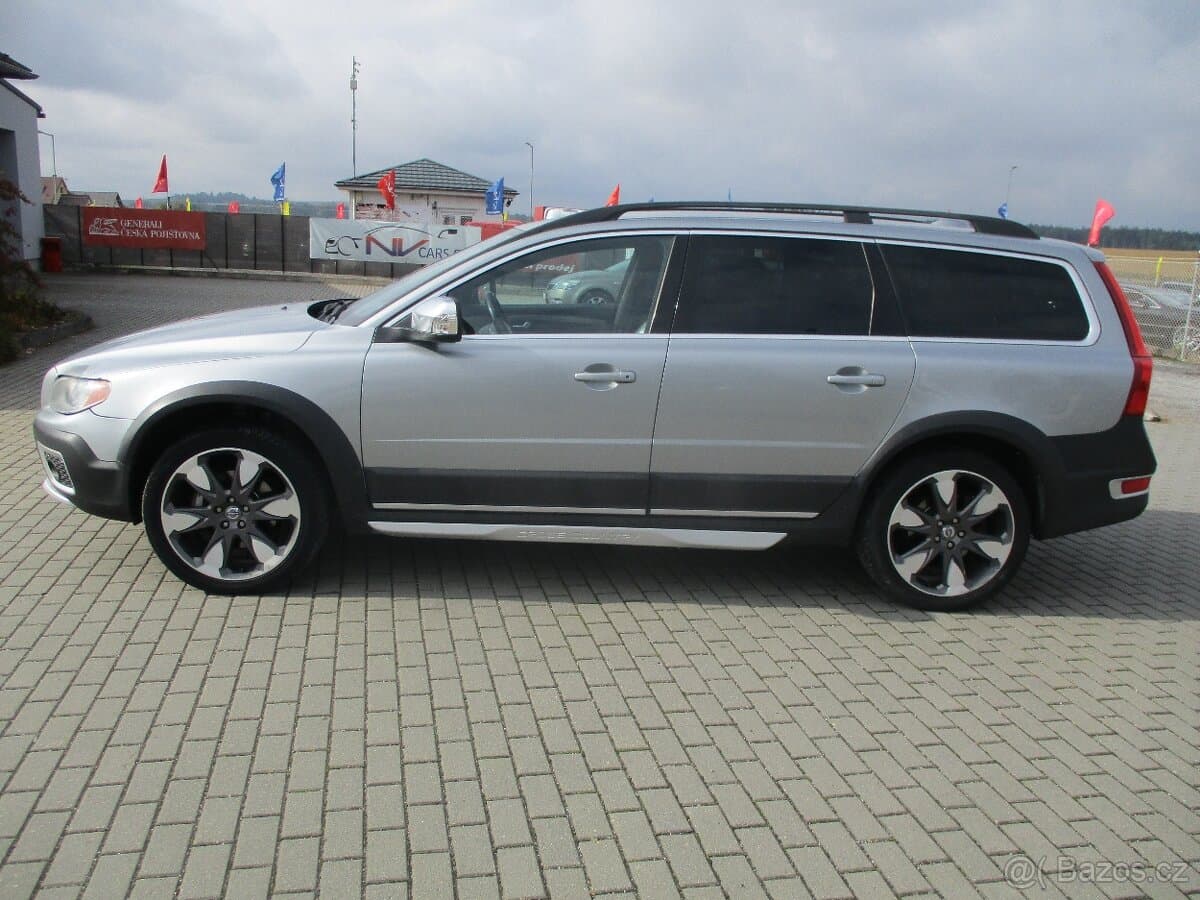 2010 Volvo XC70 - 2