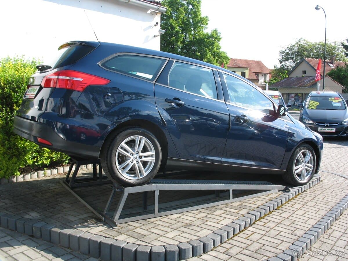 2015 Ford FOCUS - 2