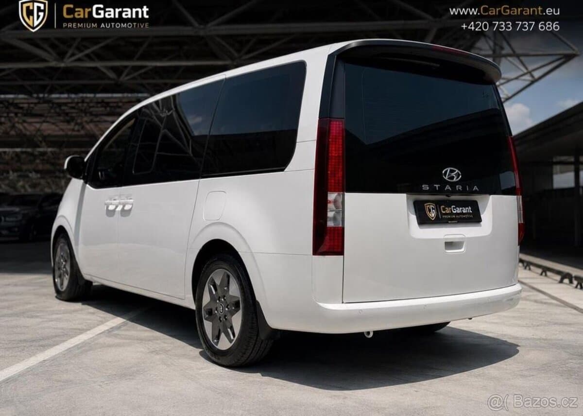 2023 Hyundai STARIA - 2