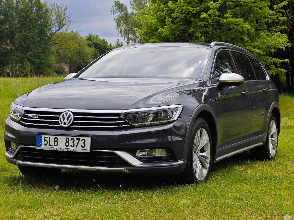 2016 Volkswagen PASSAT - 2