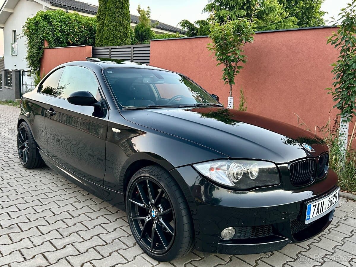 2009 BMW 1-SERIES - 2