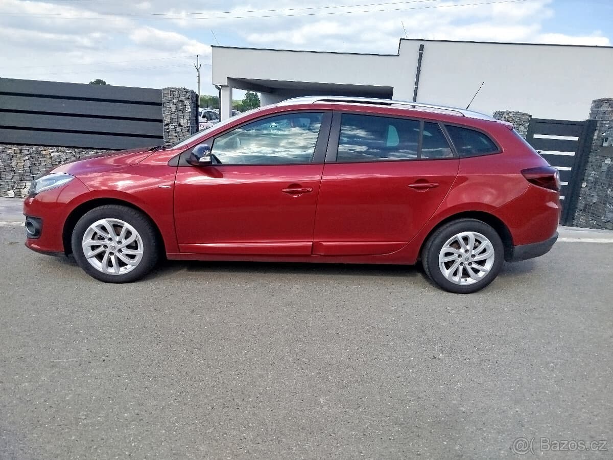 2015 Renault MEGANE - 2