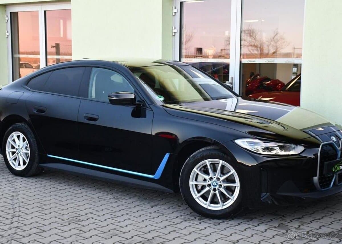 2023 BMW i4 - 2